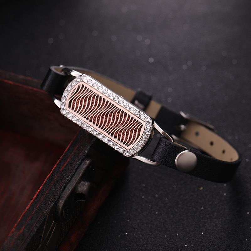 Nouveau bracelet rectangulaire - Jewelry Essentials Watches avis et prix