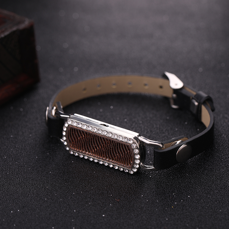 Nouveau bracelet rectangulaire - Jewelry Essentials Watches avis et prix